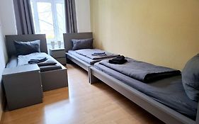 Altbauwohnung direkt an der Karli mit Balkon - Netflix inklusive